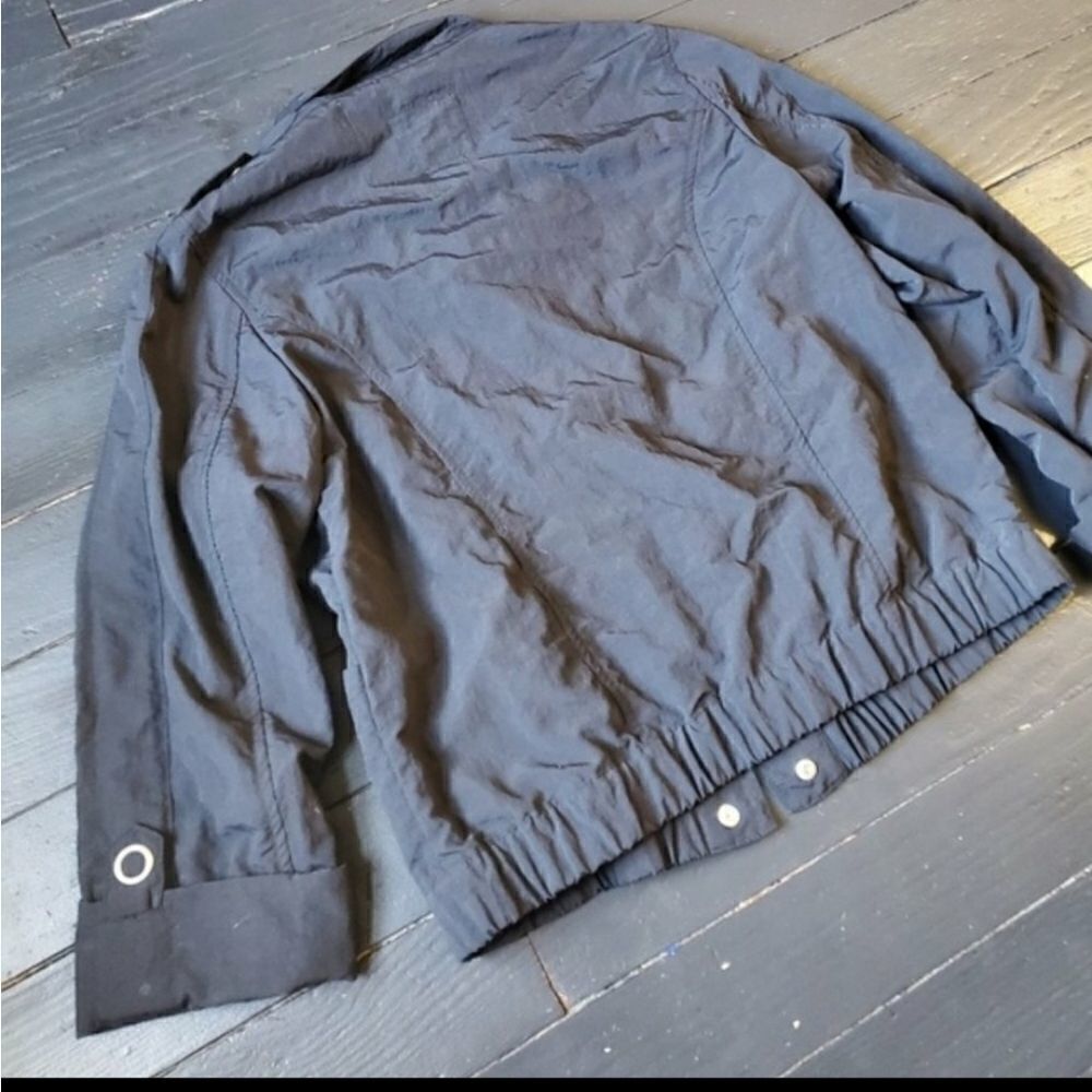 Old Navy Lightweight Jacket - Picture 8 of 9